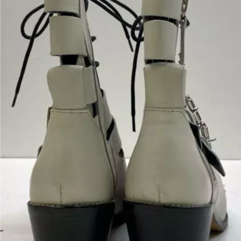 TOPSHOP lace-up strapped leather boots - Picture 4 of 8